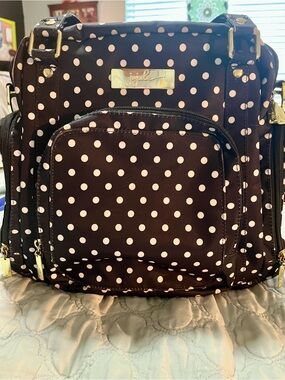 JuJuBe The Duchess Legacy Collection Be Structured Breast Pump Crossbody Bag